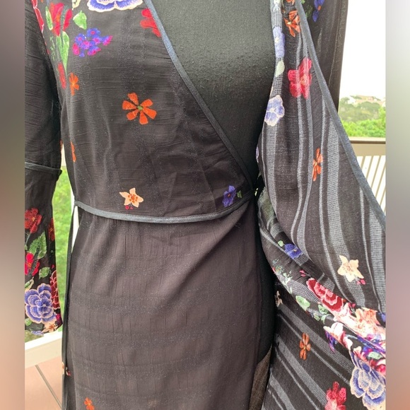 Dance & Marvel Black Floral Wrap‎ Dress - Picture 5 of 12